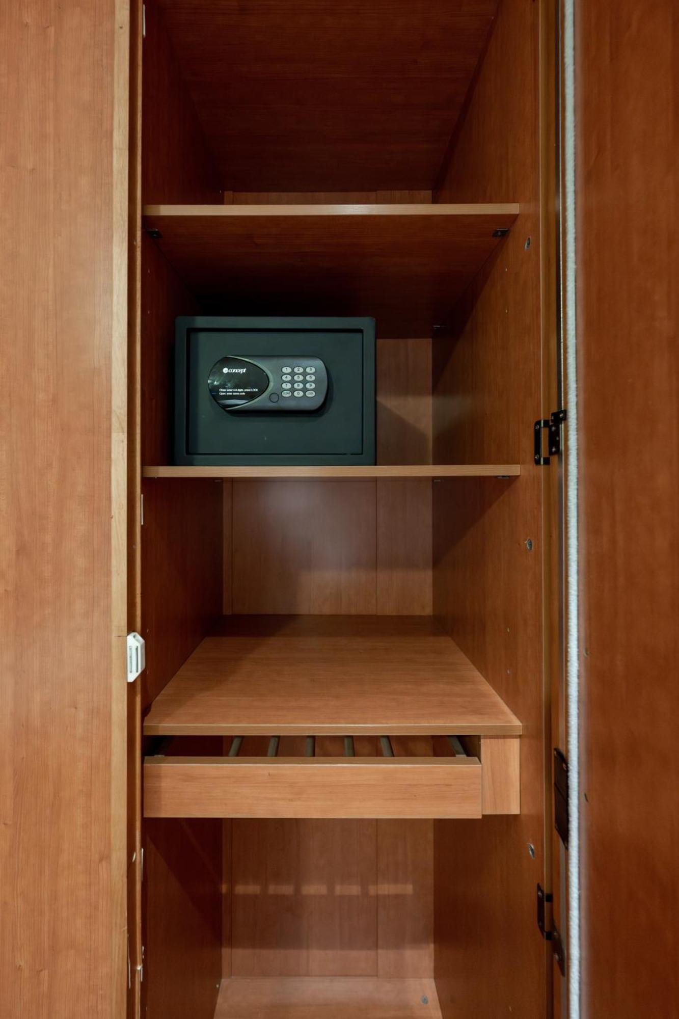 Tanal Serviced Apartments Al Khobar Room photo