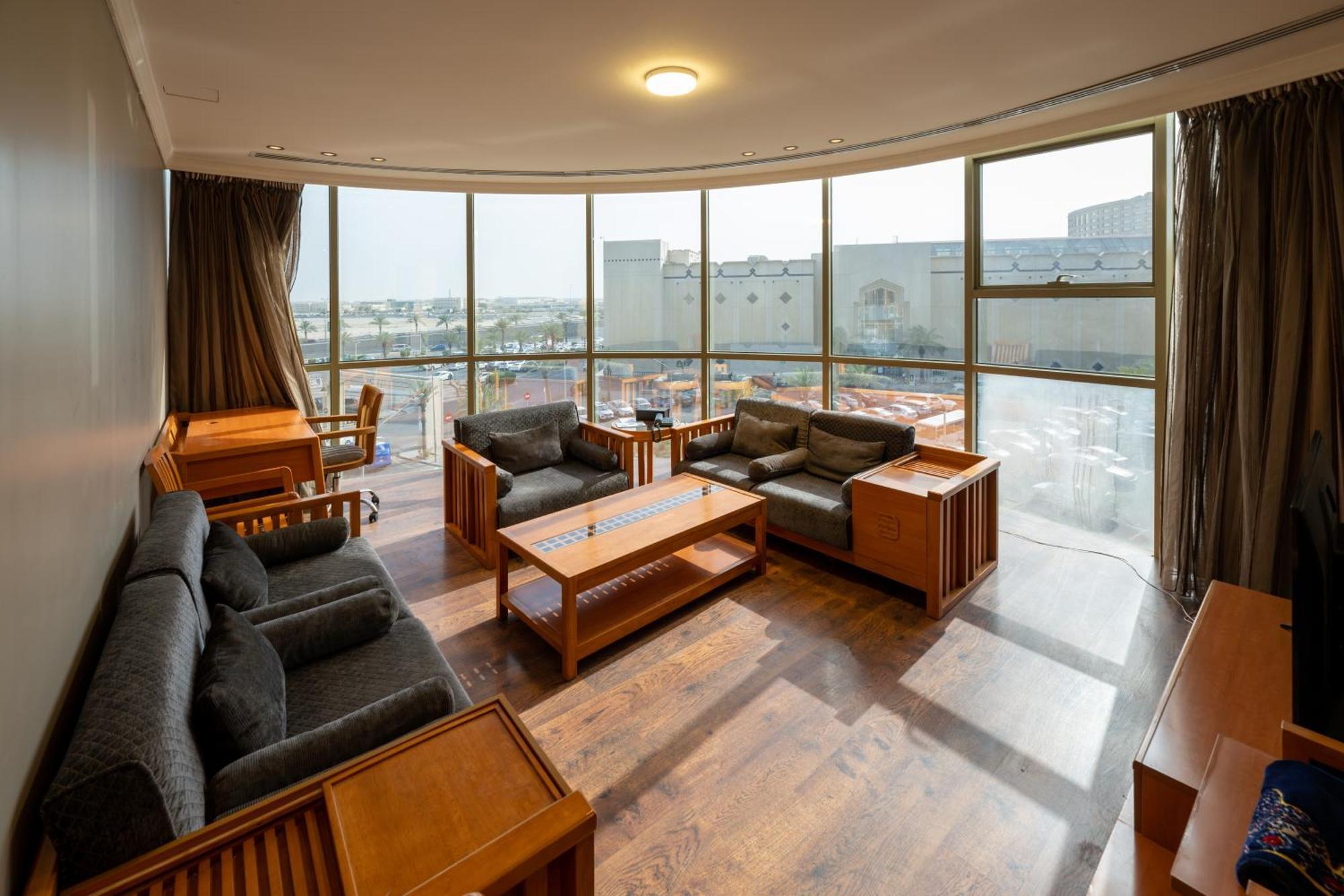 Tanal Serviced Apartments Al Khobar Room photo