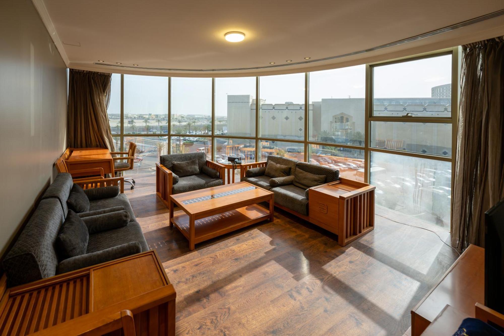 Tanal Serviced Apartments Al Khobar Room photo