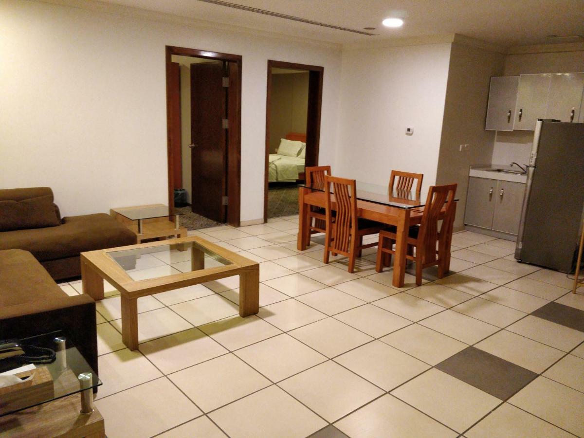 Tanal Serviced Apartments Al Khobar Exterior photo